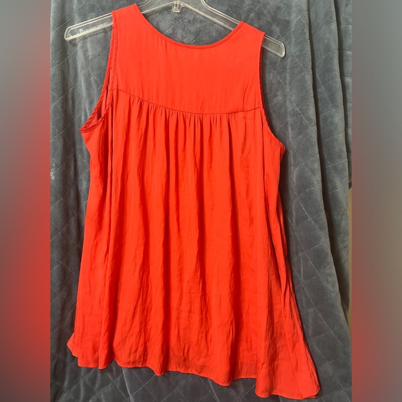 Women's Lane Bryant Short Sleeve Tank Top With V-Neck Size 18 in Burnt Orange - Picture 5 of 6